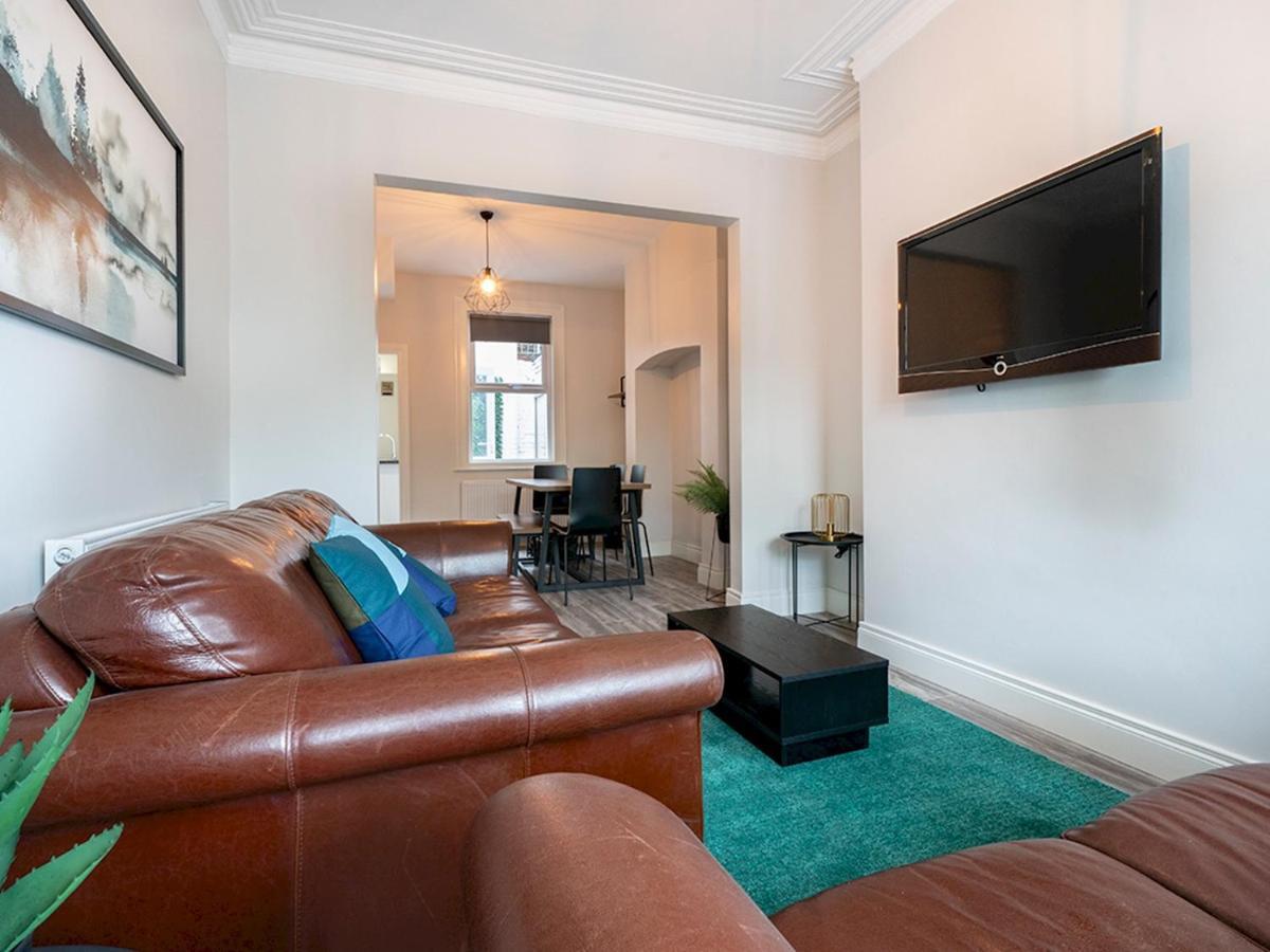 Pass The Keys Beautiful 4Br Restored Red Brick Cafes And Park Belfast Buitenkant foto