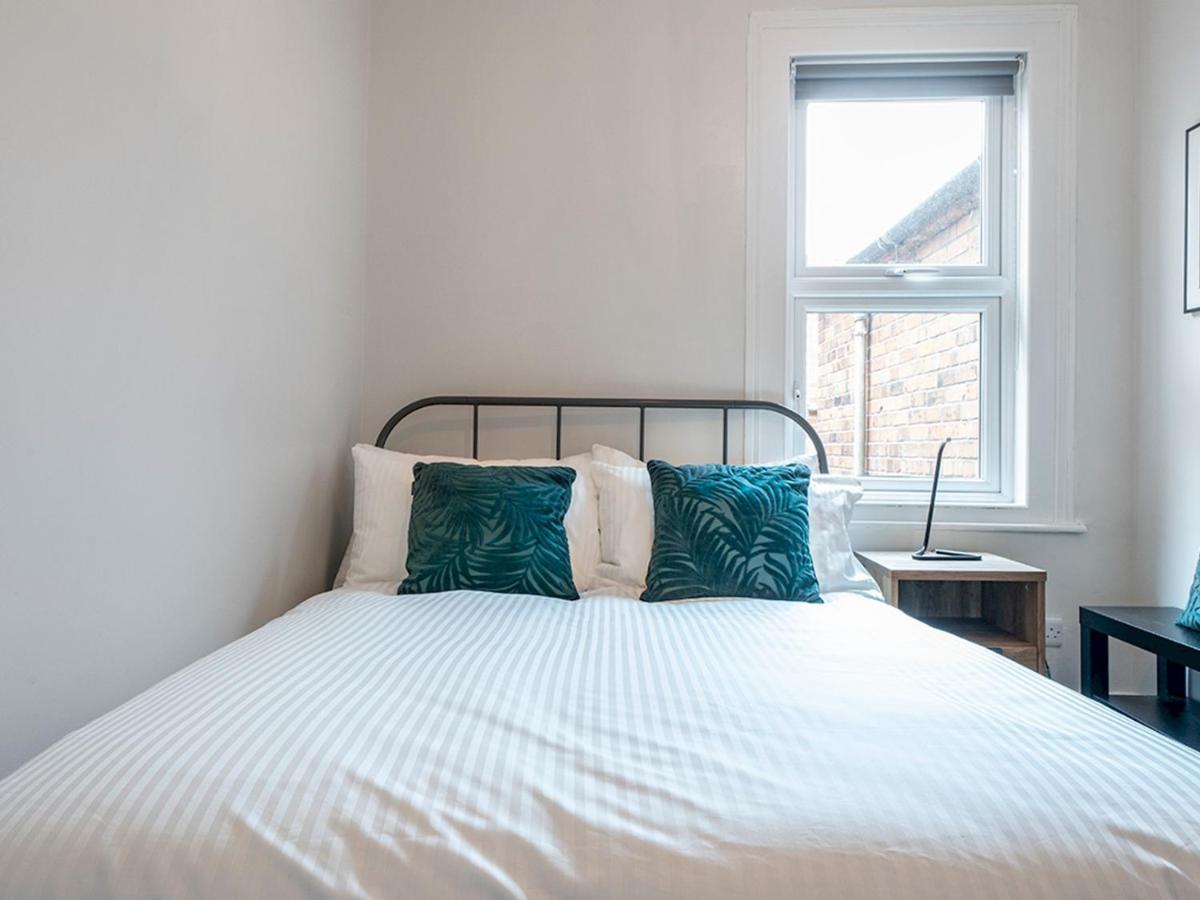 Pass The Keys Beautiful 4Br Restored Red Brick Cafes And Park Belfast Buitenkant foto