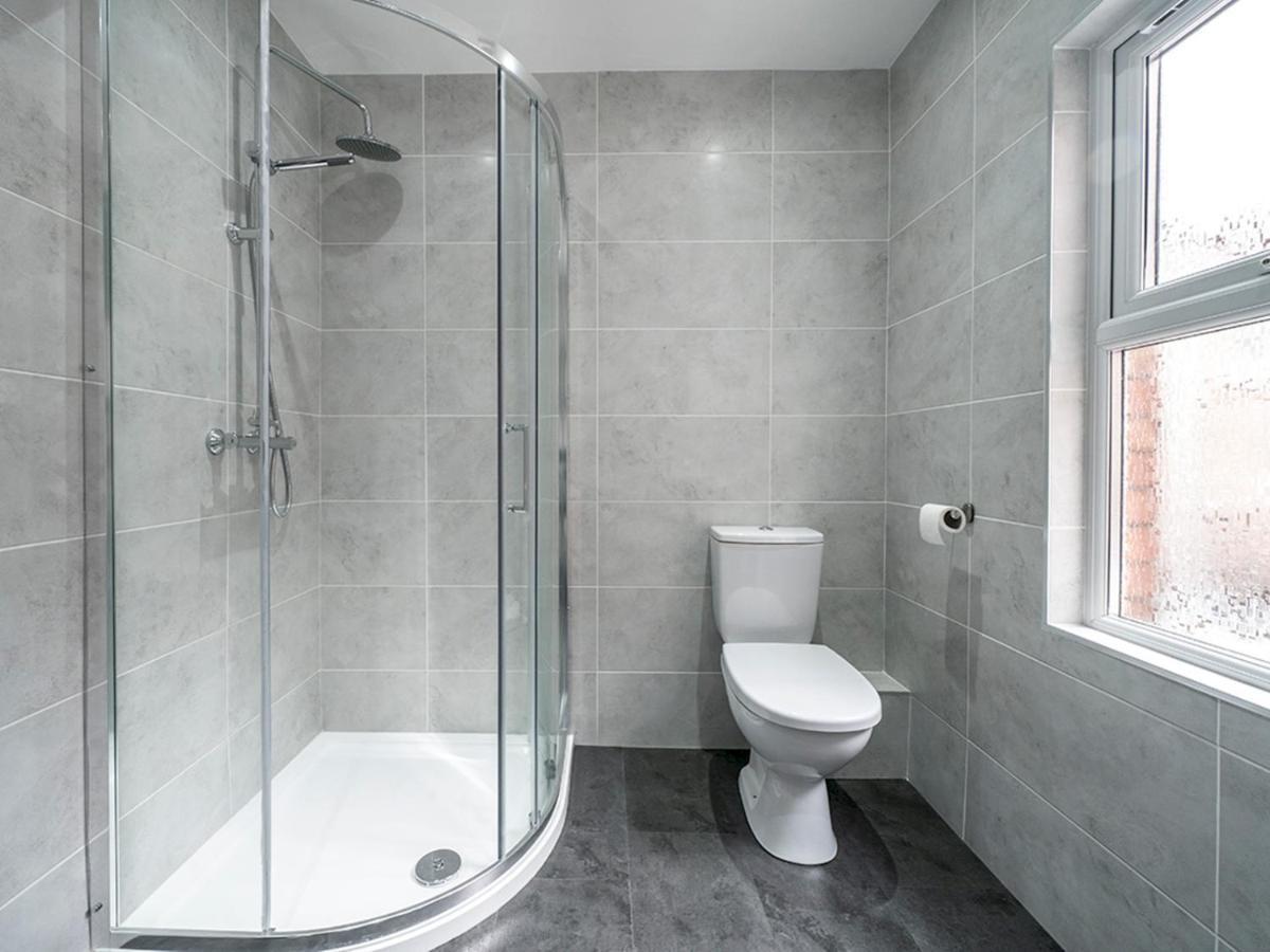 Pass The Keys Beautiful 4Br Restored Red Brick Cafes And Park Belfast Buitenkant foto